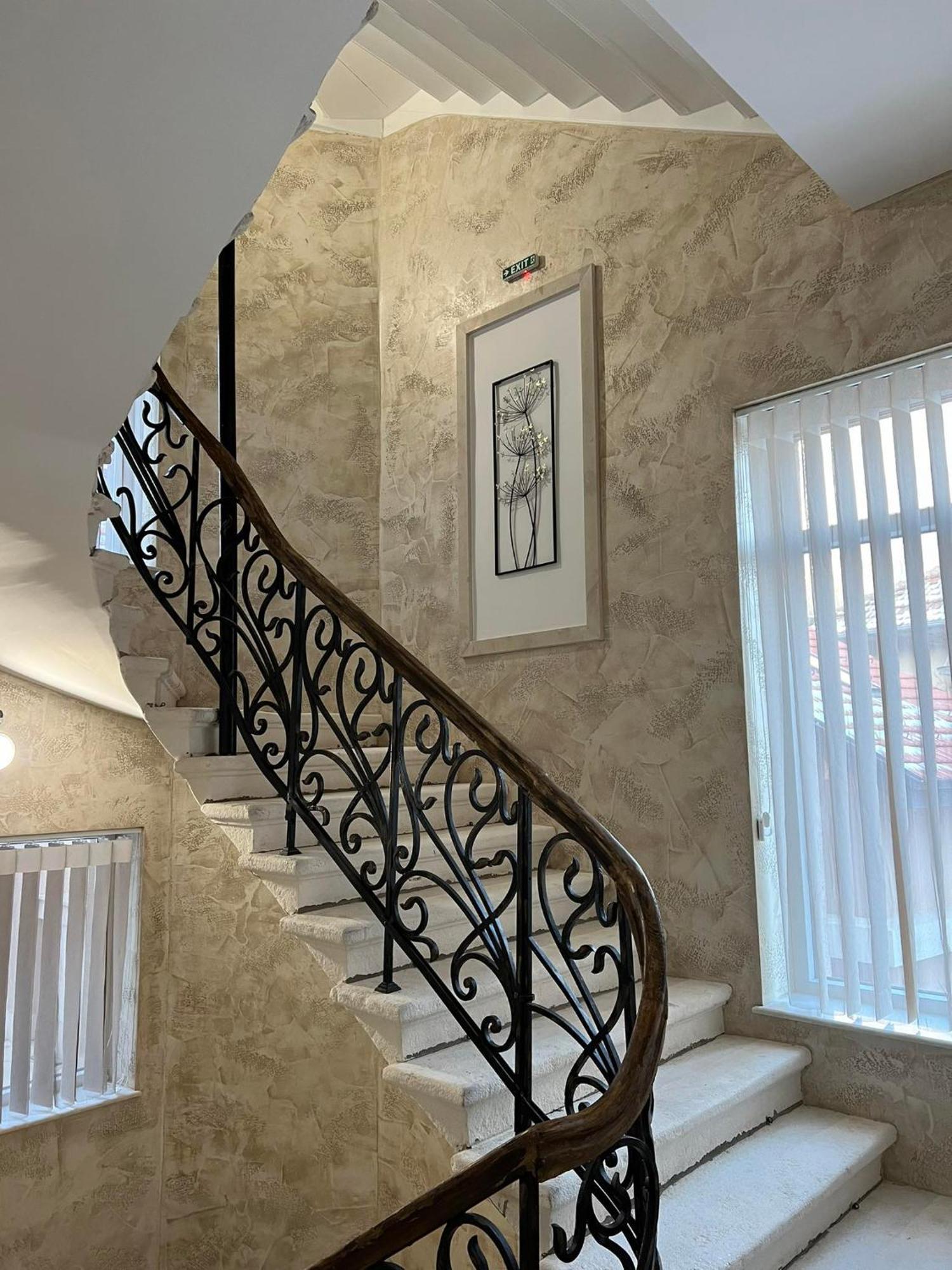 Хотел Vip Apart House Pleven ภายนอก รูปภาพ