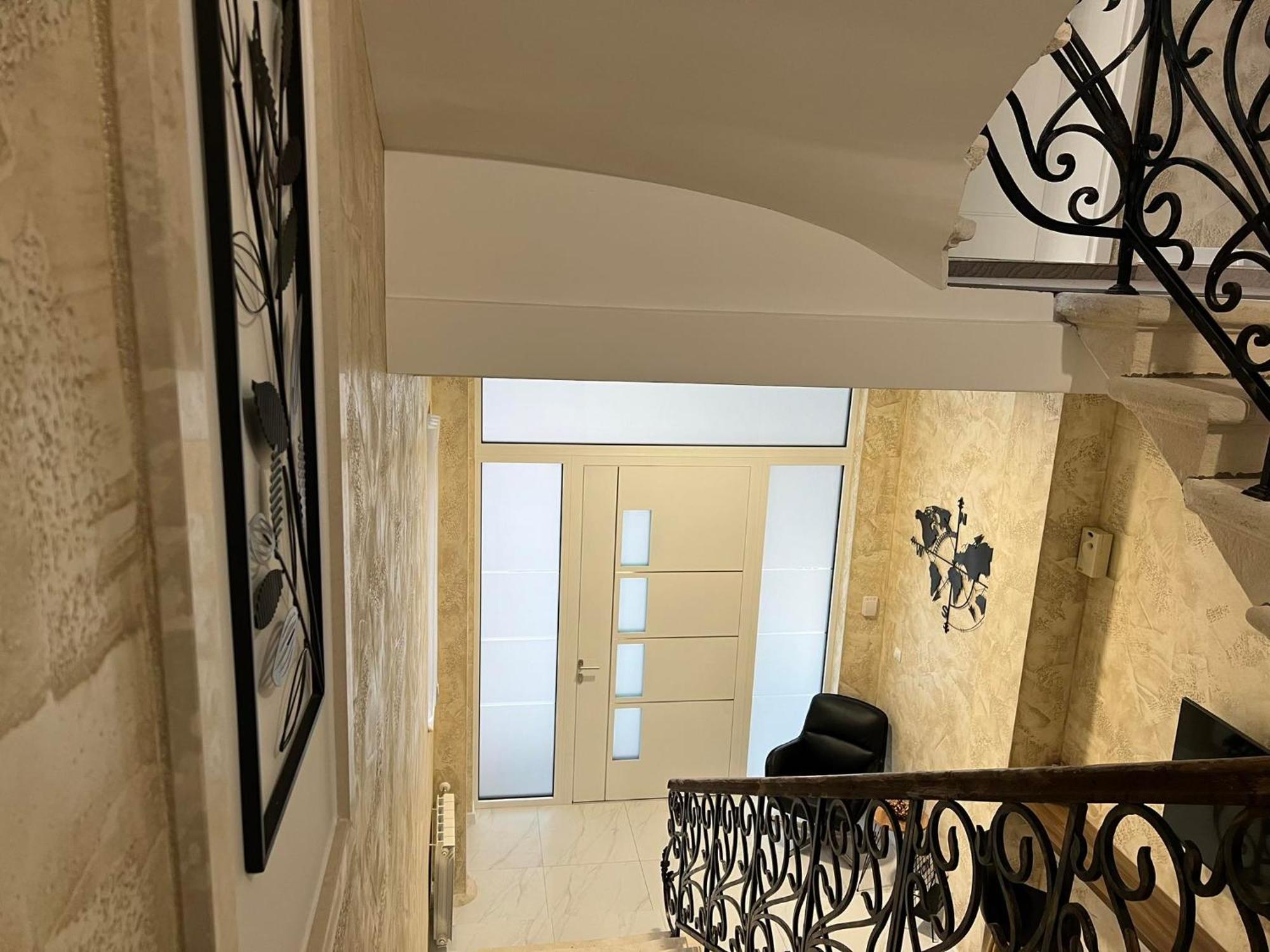 Хотел Vip Apart House Pleven ภายนอก รูปภาพ