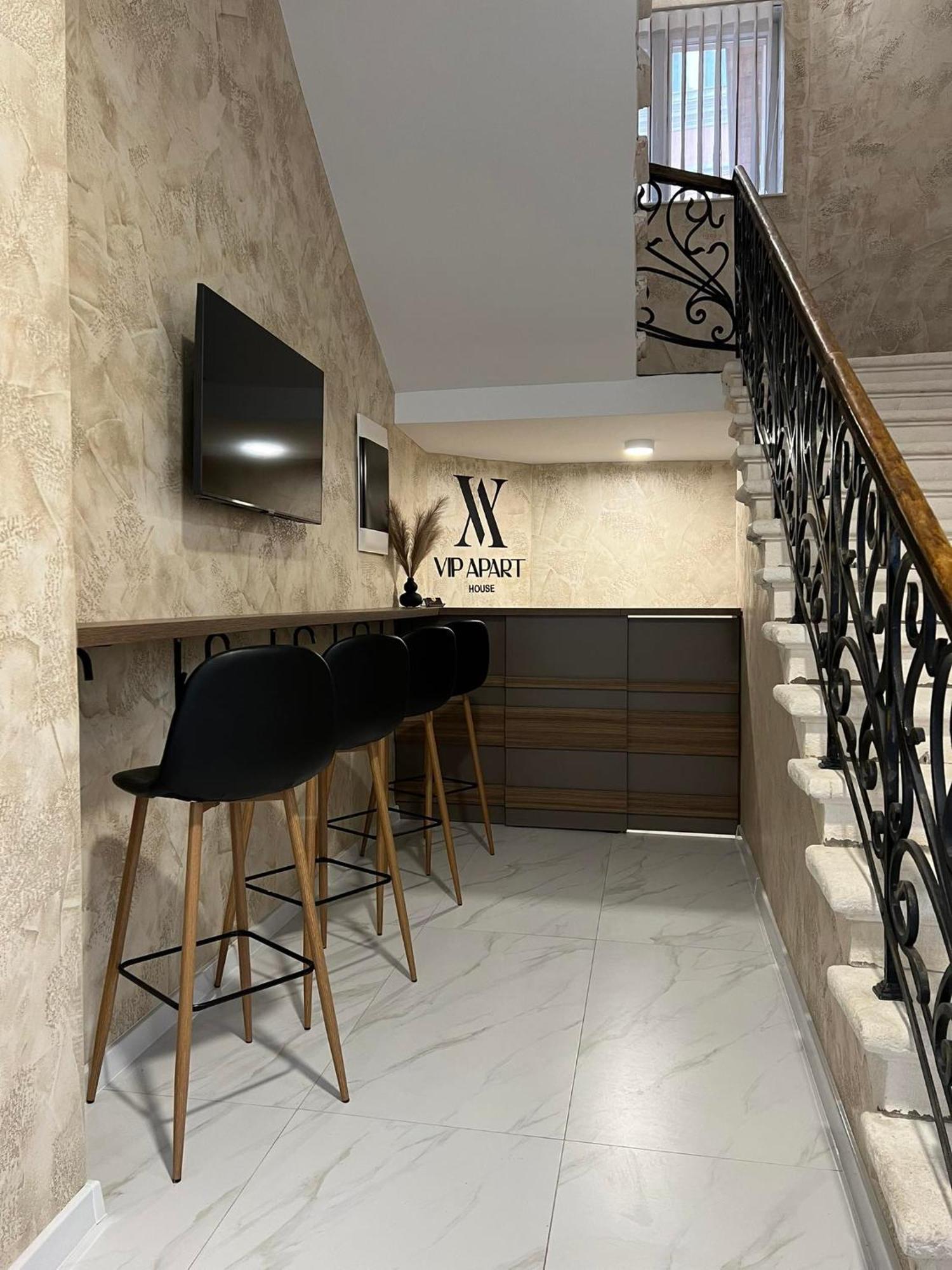 Хотел Vip Apart House Pleven ภายนอก รูปภาพ