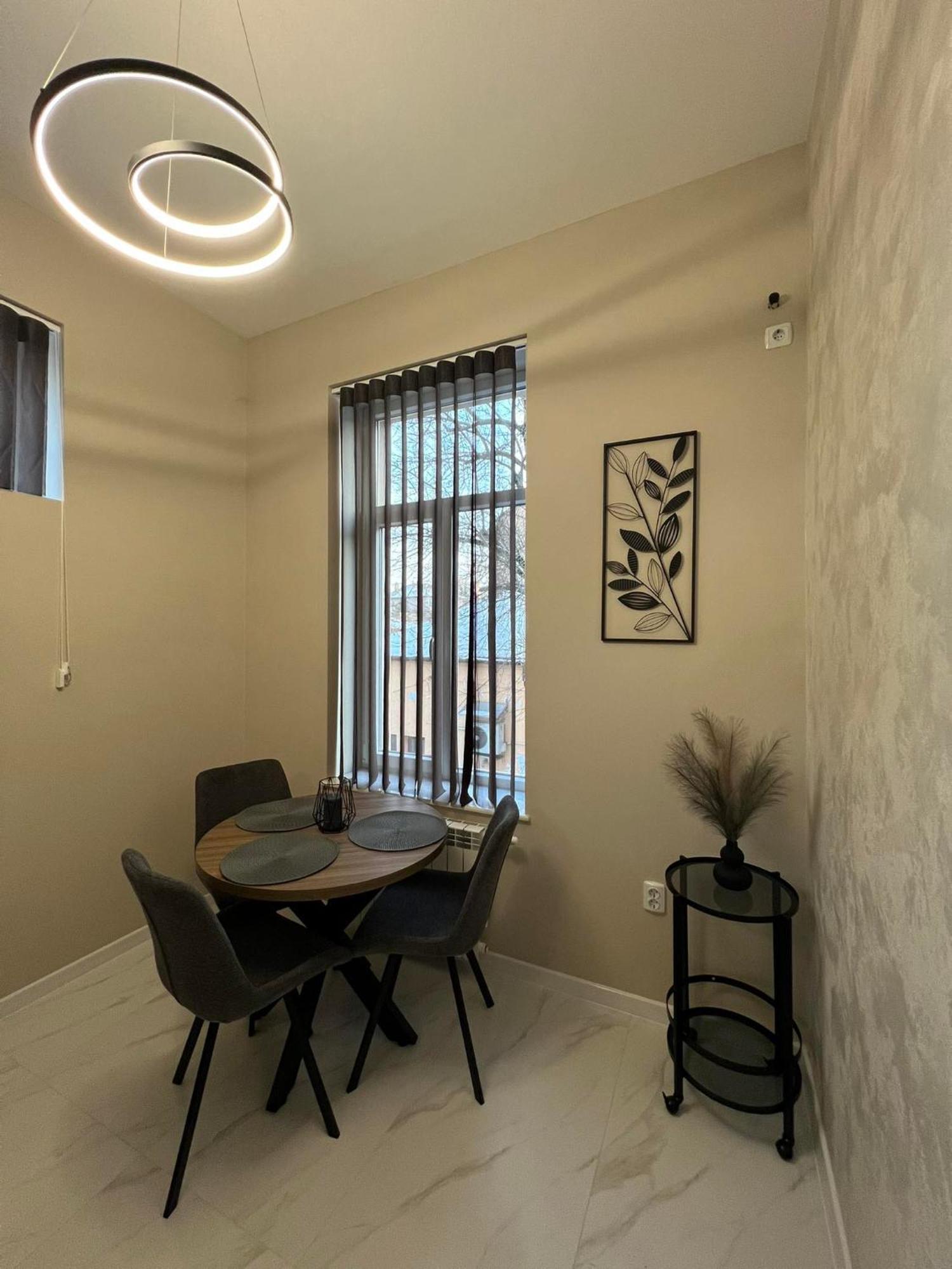 Хотел Vip Apart House Pleven ภายนอก รูปภาพ