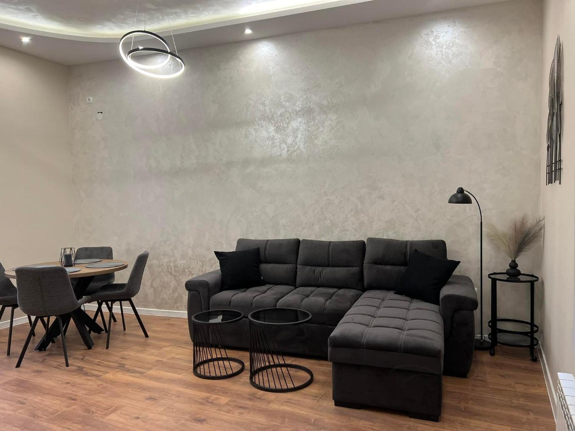 Хотел Vip Apart House Pleven ภายนอก รูปภาพ