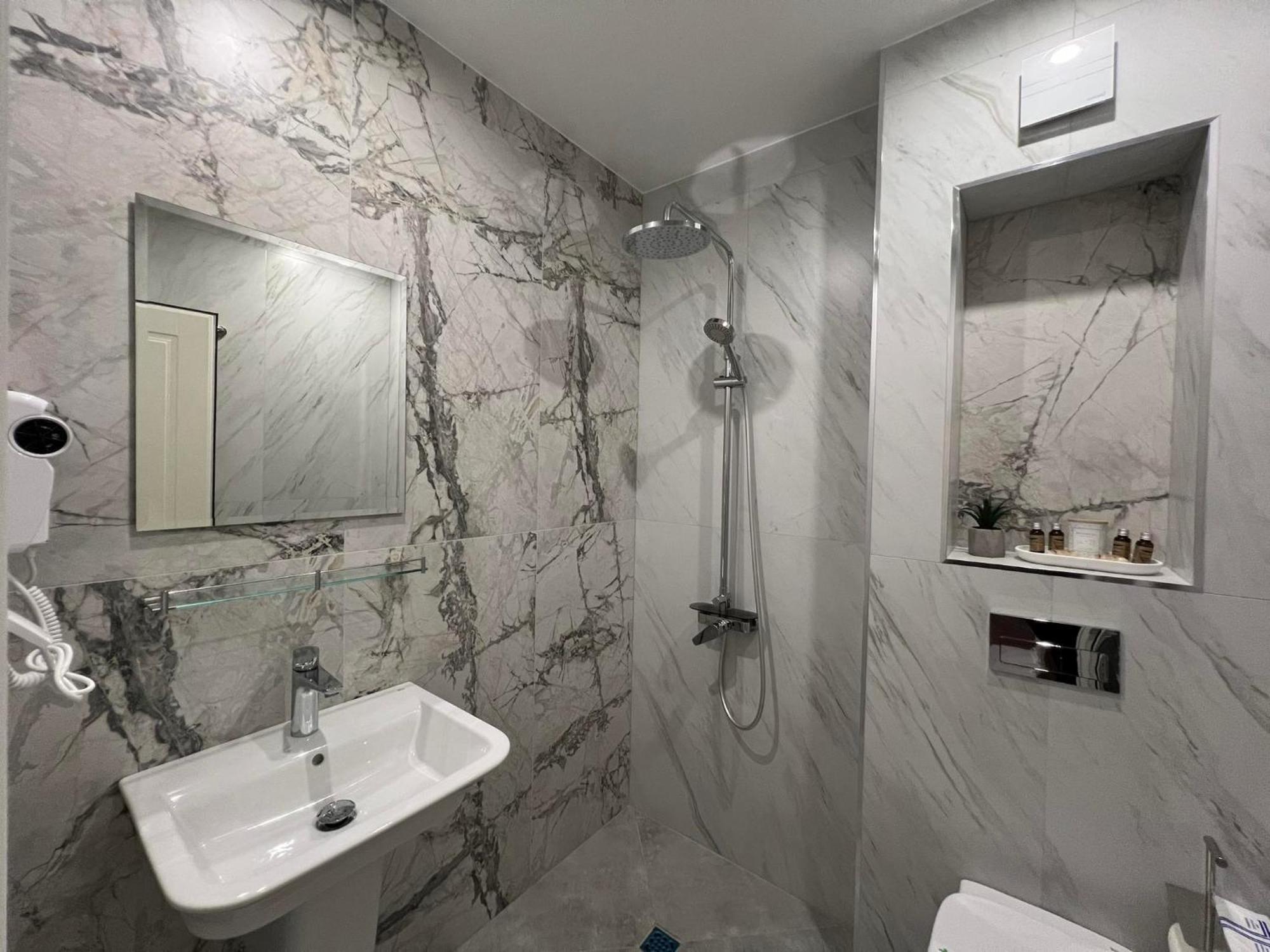 Хотел Vip Apart House Pleven ภายนอก รูปภาพ